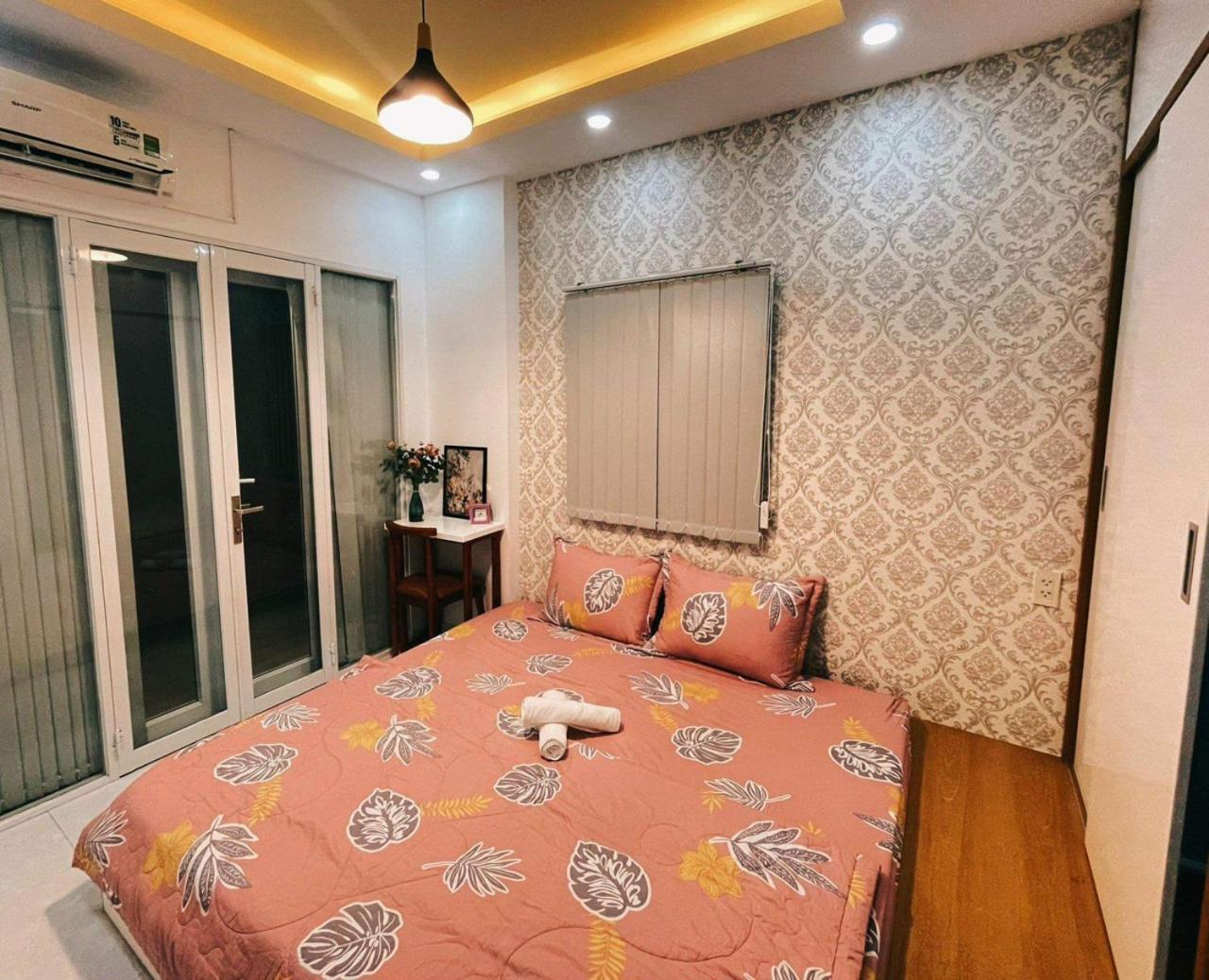 Luna Bùi Viẹn Street Quạn 1 - Hò Chí Minh * TP. Hồ Chí Minh